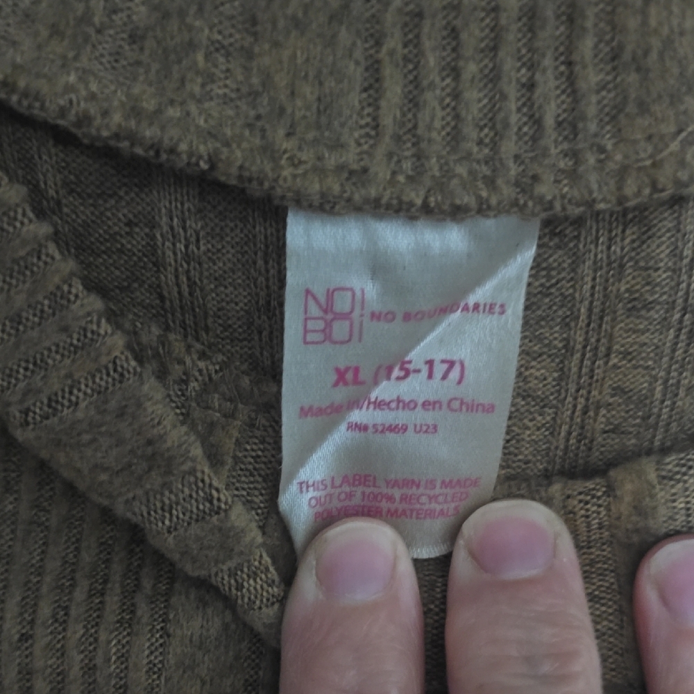 Brown Ribbed Knit Sweater - Picture 2 of 3